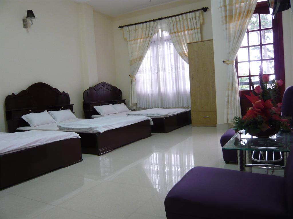 Cat Vy Guest House Dalat Bilik gambar