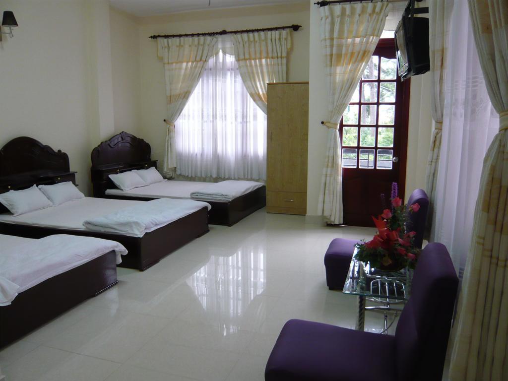 Cat Vy Guest House Dalat Bilik gambar