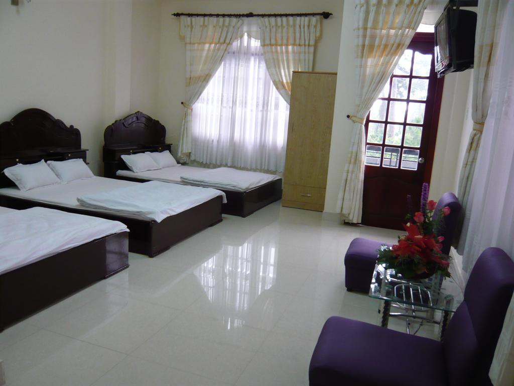 Cat Vy Guest House Dalat Bilik gambar